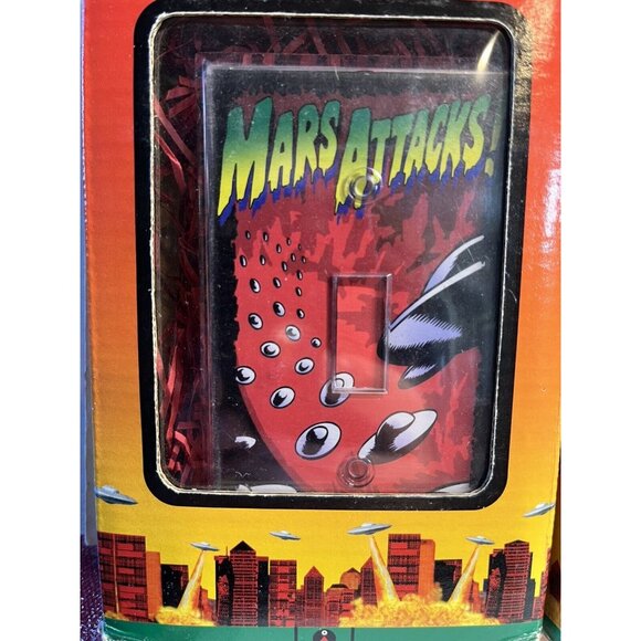 3 New! Mars Attacks Lightswitch Plate Primal Lite Inc 1996 Lot Alien, UFOs  MIB! - Picture 2 of 5